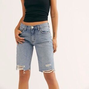 We The Free Women’s Caroline Cut Off Denim Short Size 26